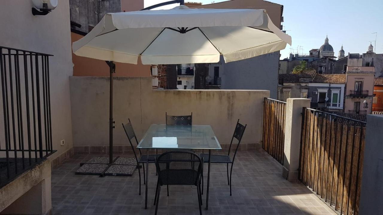 Апартаменты La Terrazza Sul Centro Катания Экстерьер фото